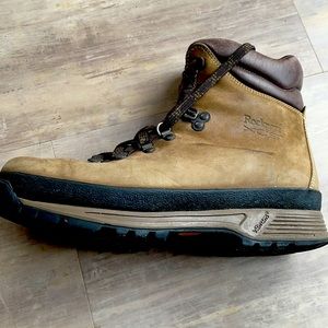 Rockport XCS boots made in Italy leather upper